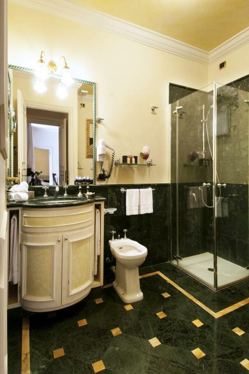 Petit Palais Hotel De Charme Milan Room photo