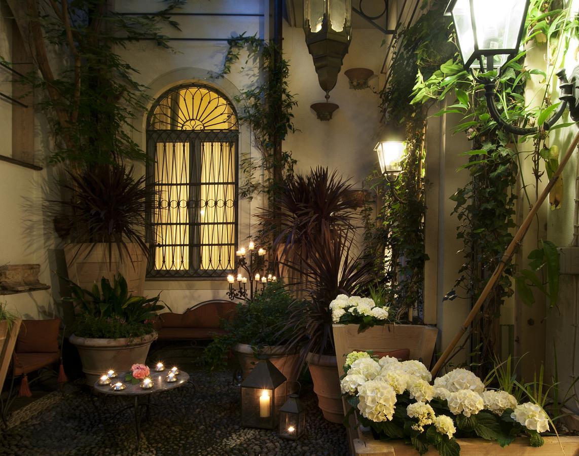 Petit Palais Hotel De Charme Milan Exterior photo